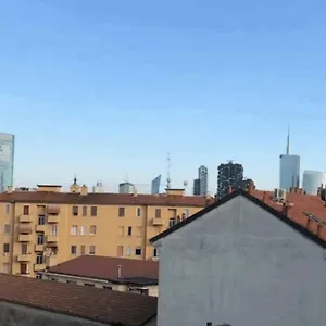 Isola View Renovated Apartament